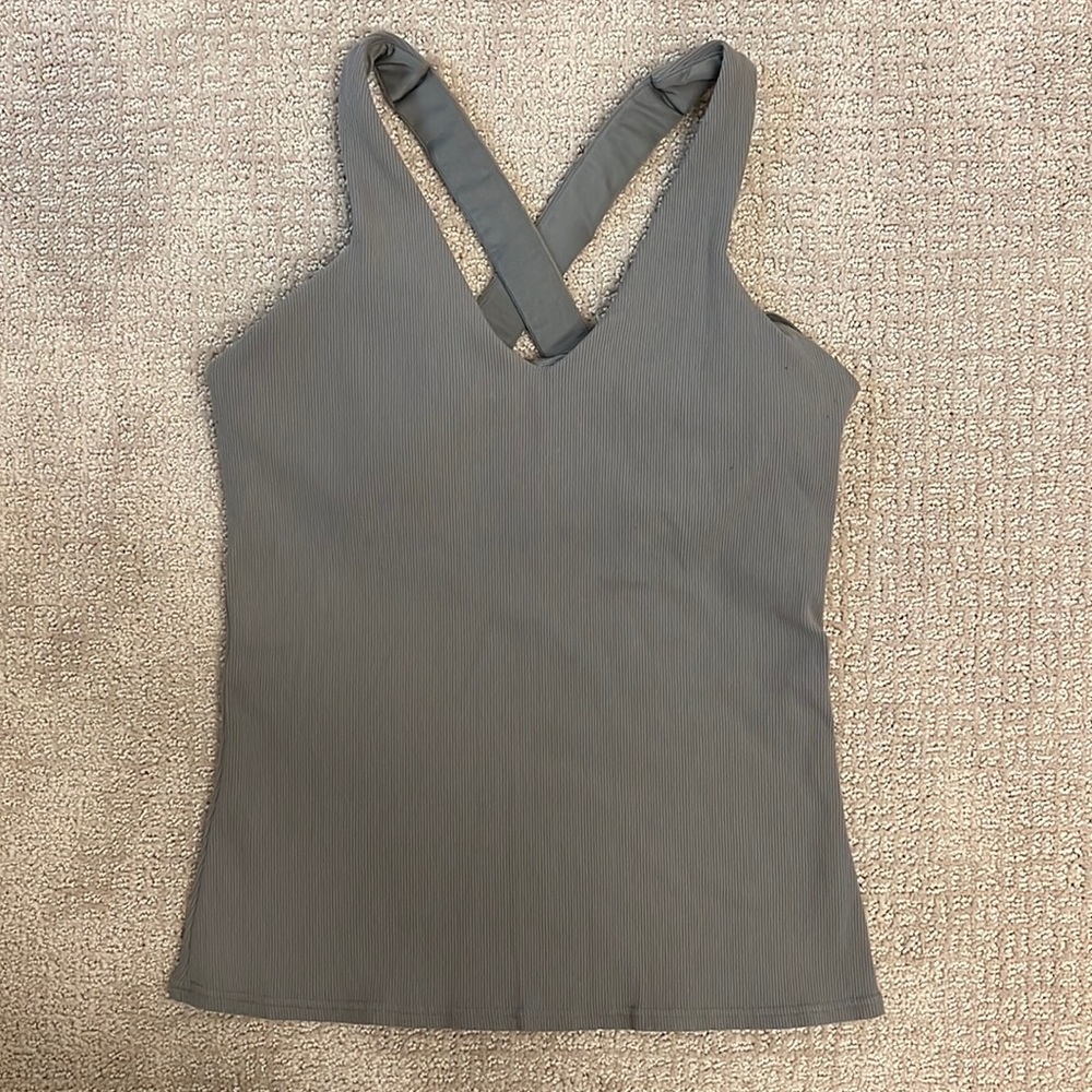 ALO Yoga Tank